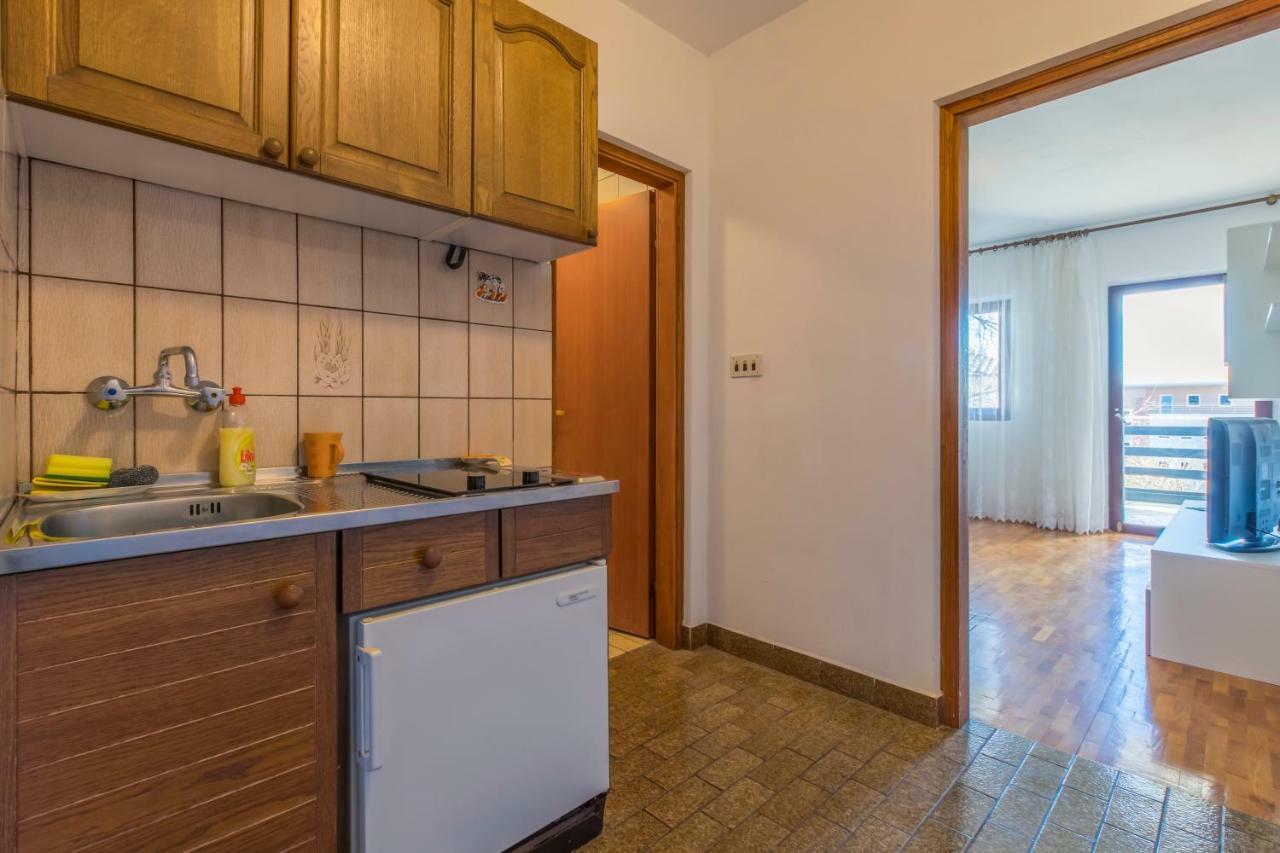 Apartmani Milan Цриквеница Экстерьер фото